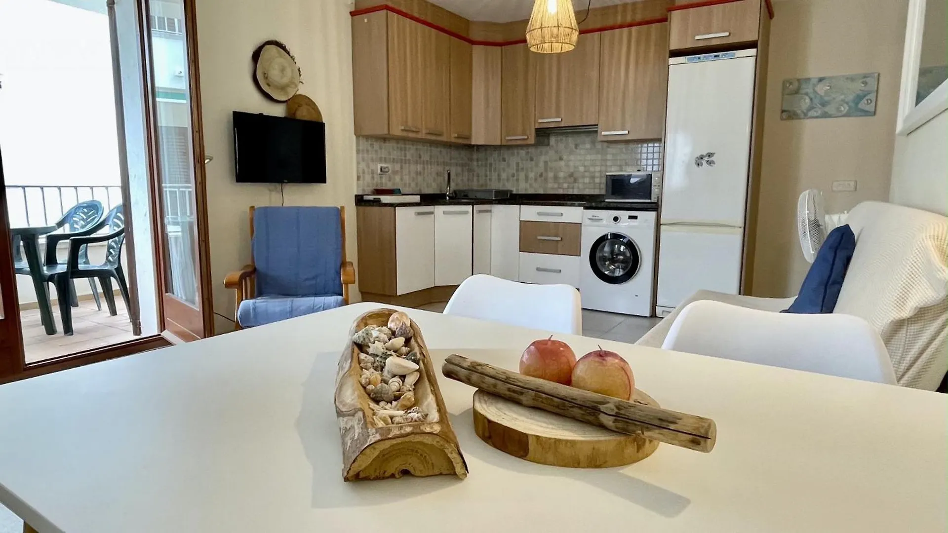 Cala Montgo - Apartamentos L' Escala